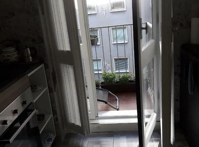 Apartment Happy Holidays Welcome