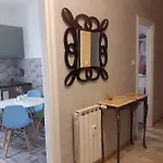 公寓 Happy Holidays Welcome 的里雅斯特